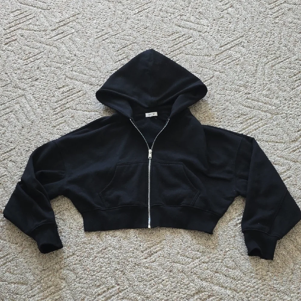 Garage Black Cropped Zip Hoodie Size Large - Picture 1 of 9